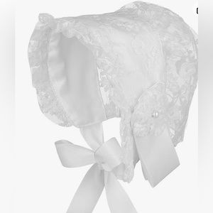 NWT Baby Girls Bonnet Lace Hat